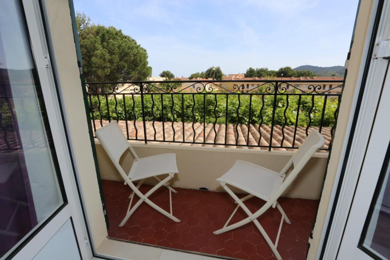 Hotel De La Plage - Hdlp Bormes-les-Mimosas Exteriör bild